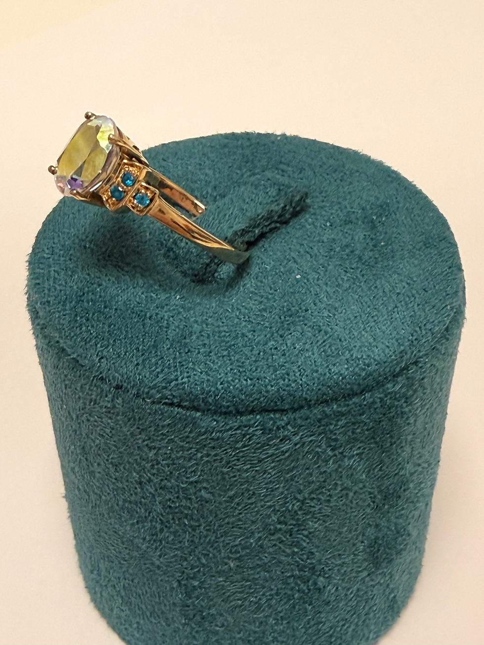 Thumbnail: 9ct Yellow Gold Mystic Quartz Ring