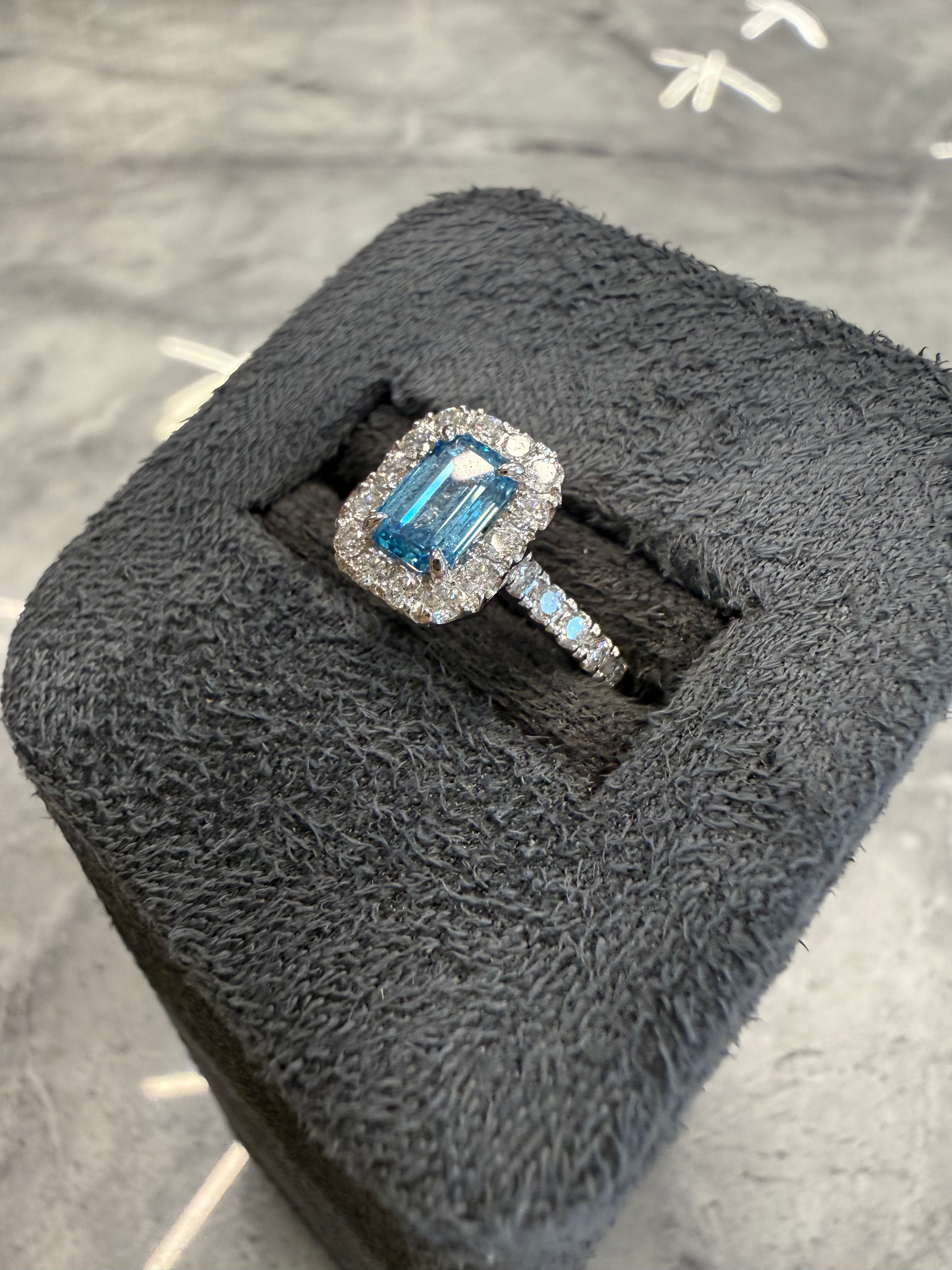 9ct White Gold Blue Lab Diamond Cluster Ring