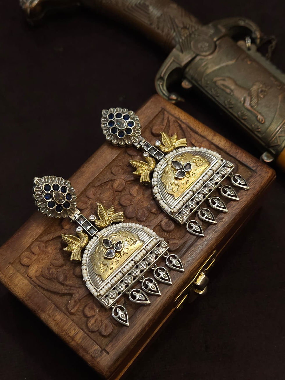 Thumbnail: Dual tone bird earrings 