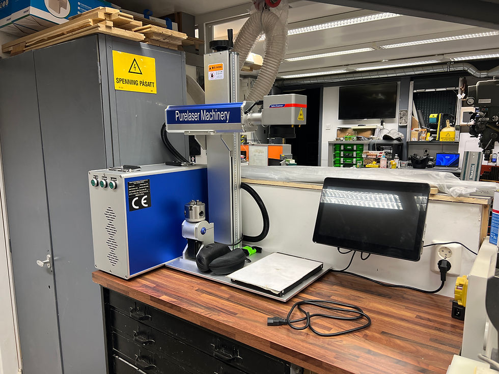 Fiberlaser maskin.JPEG