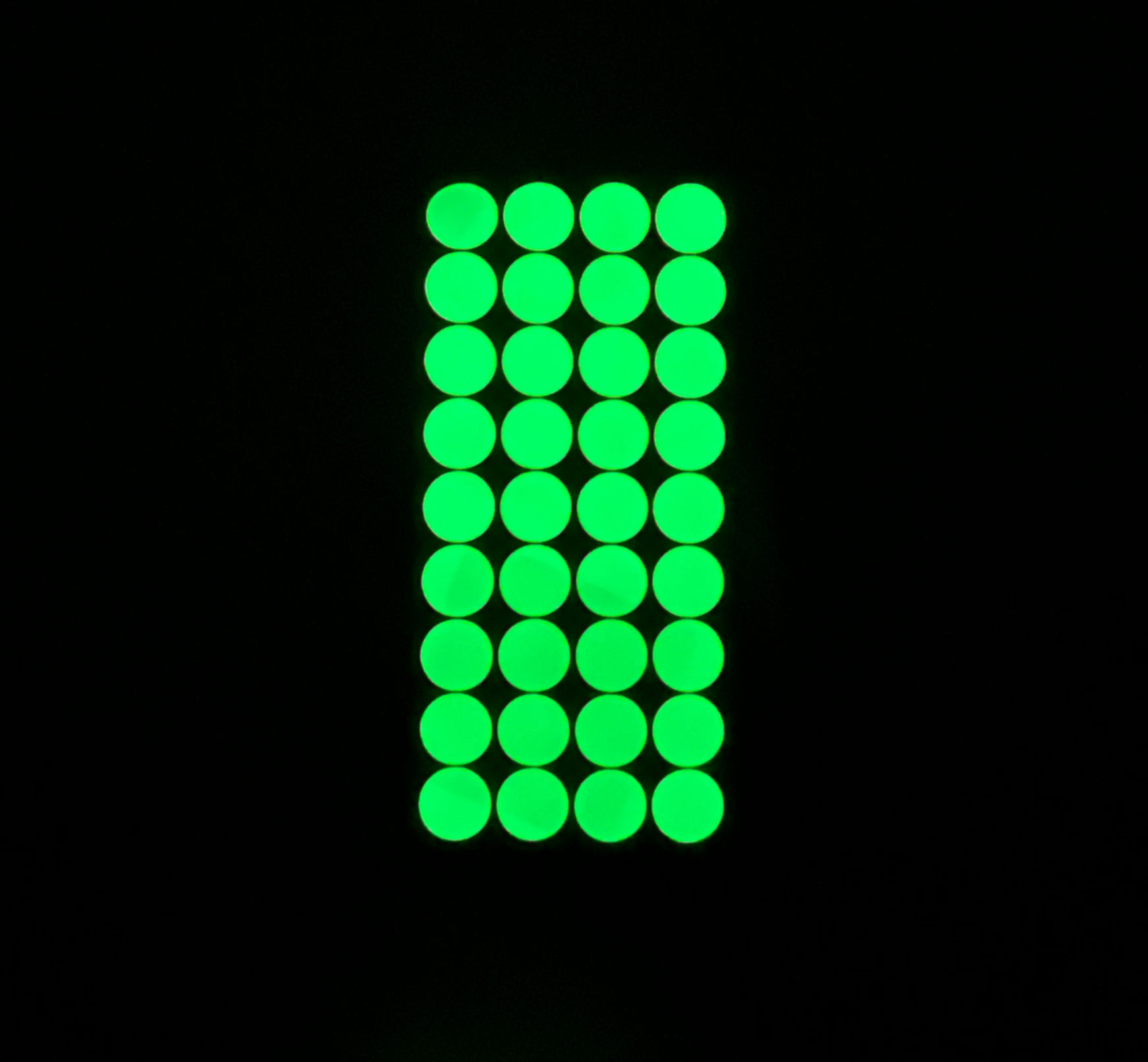 Mörkerlysande klistermärke