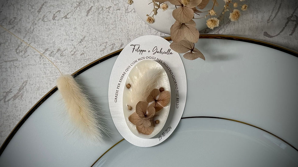 Candela profumata artigianale Segnaposto Ortensia in cera di soia Bio ed essenze naturali Tavoletta ovale Botaniche vere