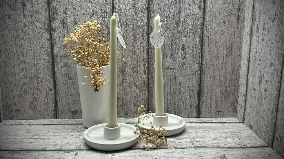 Candela profumata artigianale a Stelo Liscio, colata a mano in cera di soia Bio ed essenze naturali certificate