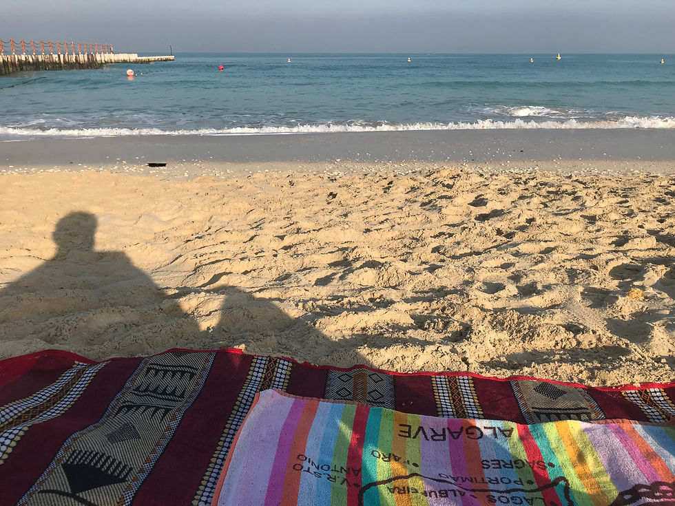 الطفل يستيقظ