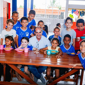 Prefeitura de Cruzeiro do Sul vai iniciar o ano letivo no dia  2 de março e garante distribuição de uniformes e kits escolares