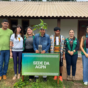Prefeitura de Cruzeiro do Sul participa de comemoração dos 41 anos da demarcação da Terra Indígena Noke Koî com plantio simbólico