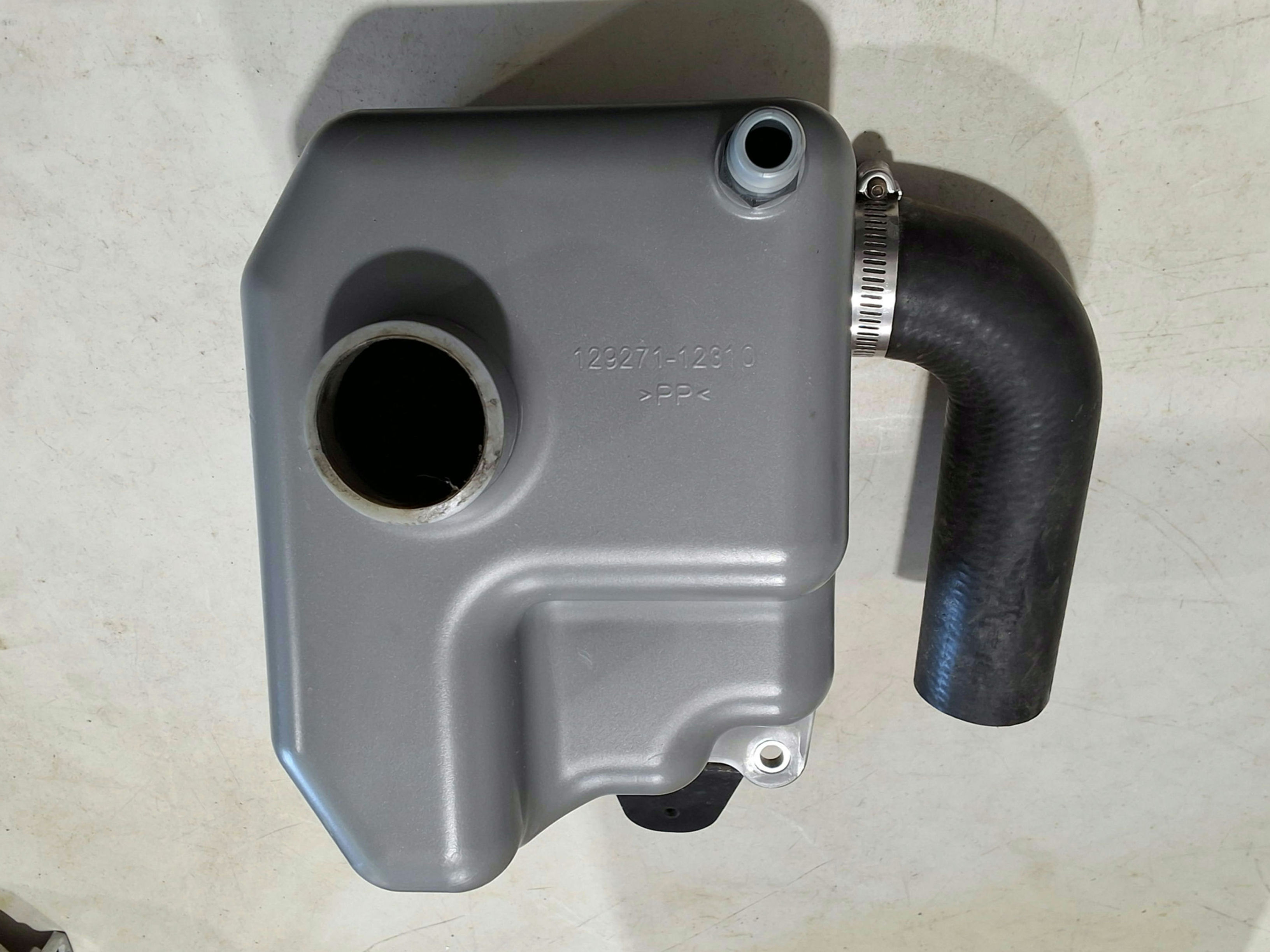Yanmar 3JH40 Intake Silencer - air cleaner/muffler ( Part# 129271-12310/12311 )