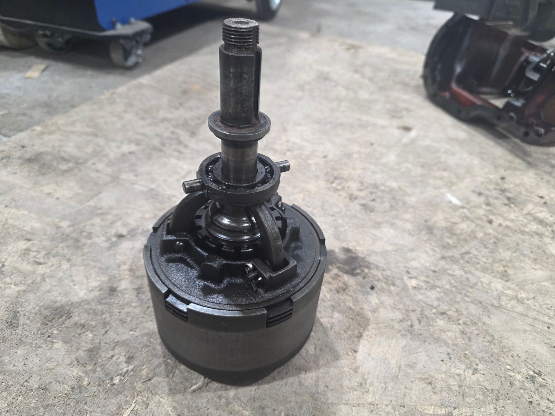 Atomic 4 Reverse Gear, Universal Motors