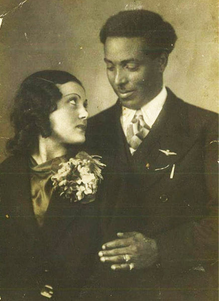 Fessehatsion Beyn and his Italian girlfriend circa 1920's. A look into a more unified world.