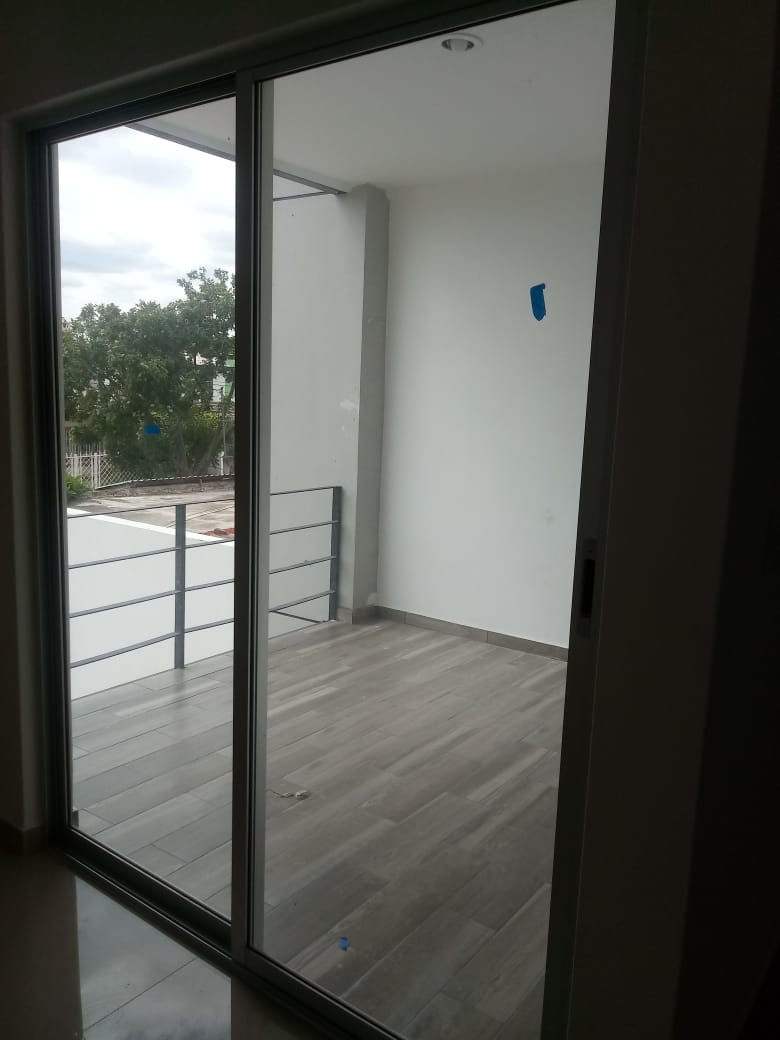 Miniatura: SE VENDE EDIFICIO DE 3 DEPTOS. EN COL. GUADALUPE VICTORIA
