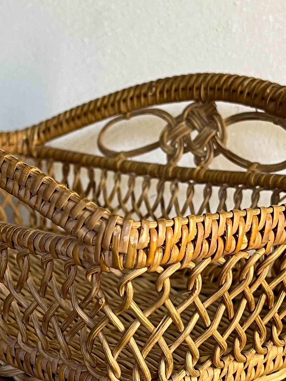Corbeille ancienne des années 20 en osier tressé