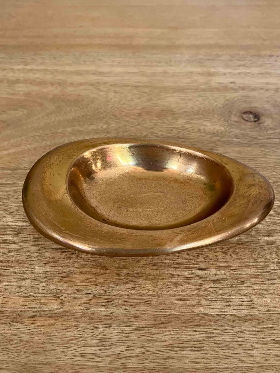 Sculpture vide-poche des années 70 en bronze doré de Monique Gerber