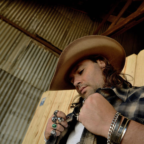 Center Stage Exclusive Premiere: Will Wesley's Festive Christmas Single: "Rockin' Around The Christmas Tree"