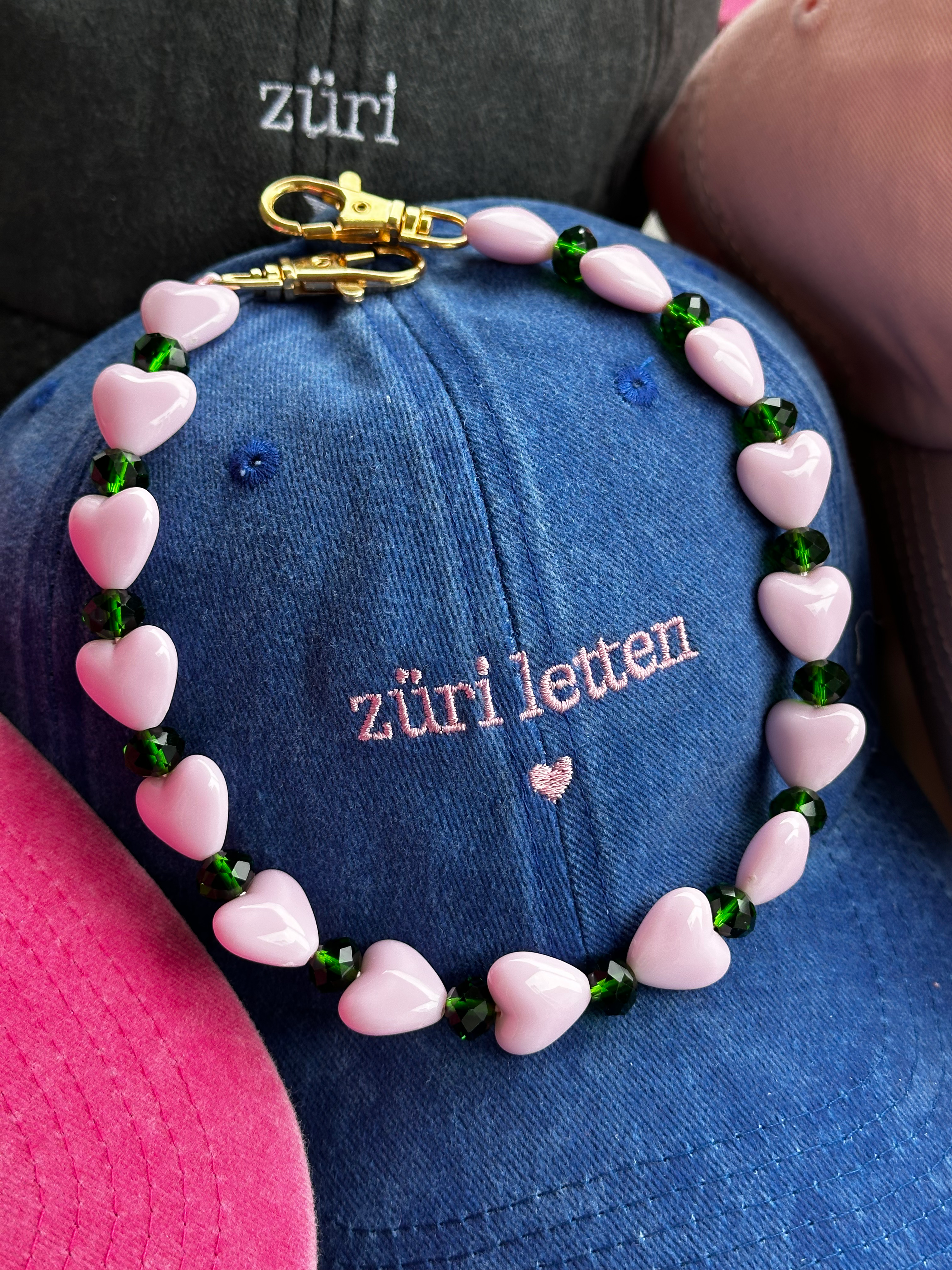 Heart Cellphone Chain Short