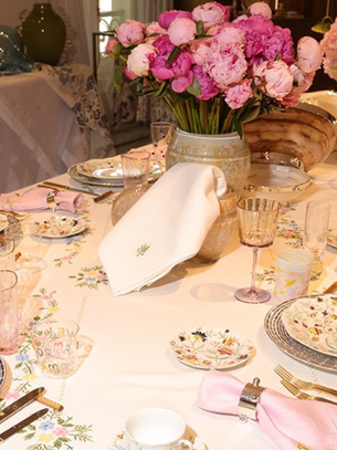 A MESA COMO PATRIMÔNIO AFETIVO: O ENCONTRO ENTRE TÂNIA BULHÕES E BETHY LAGARDÈRE