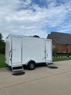 4 stall exterior