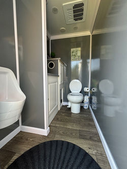 Two Stall Interior Photos