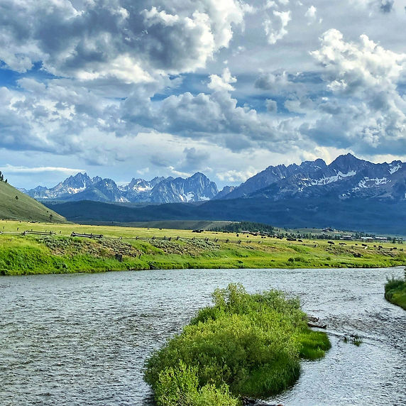 Sawtooth Mountains landscape in Southern Idaho symbolizing local business focus of Lost River Digital