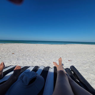 Casa Limonada guests on beach