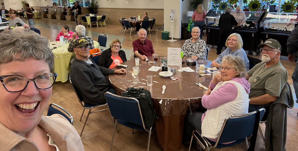 Casco weekly lunch table at SSVB