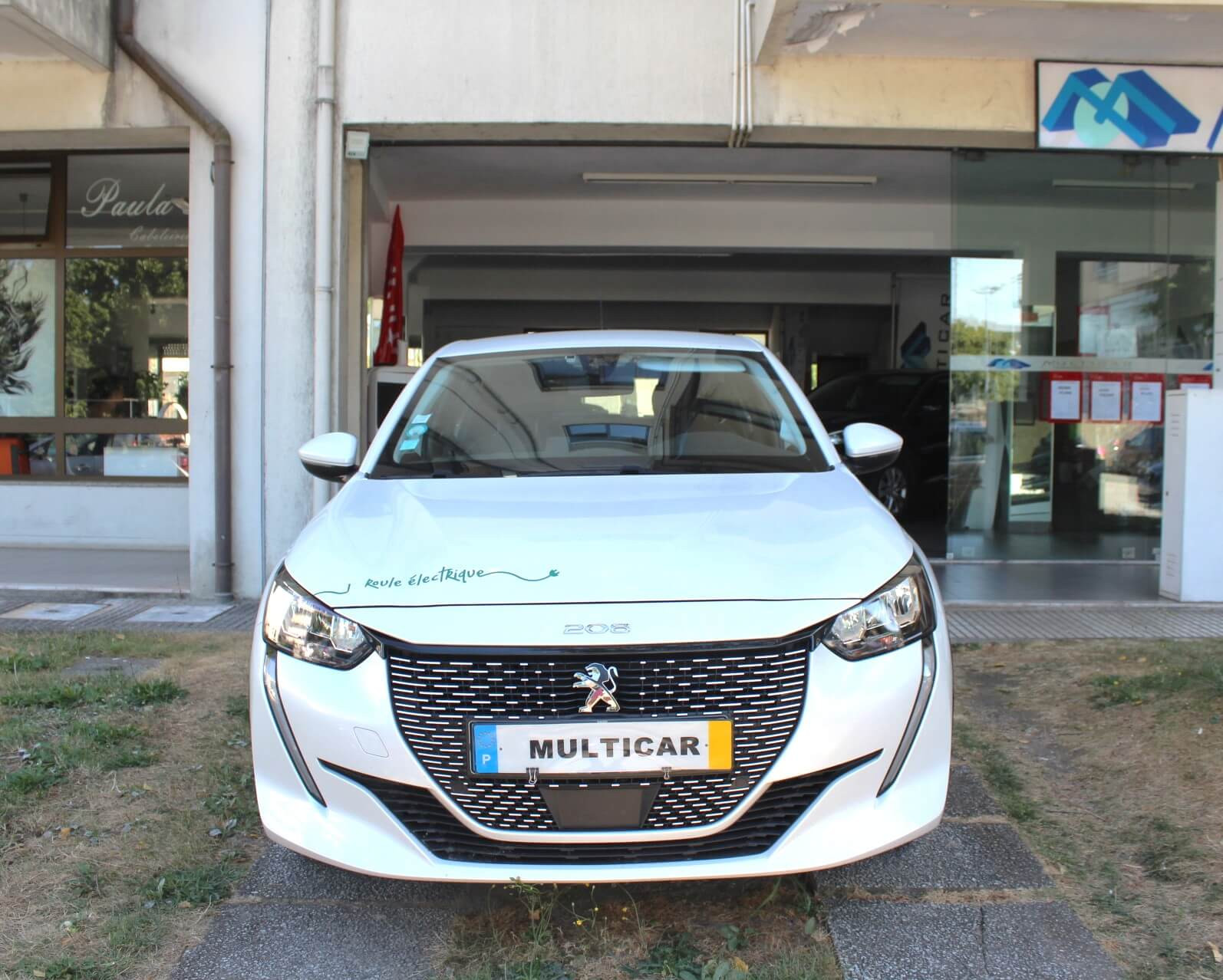 PEUGEOR 208 ELETRICO