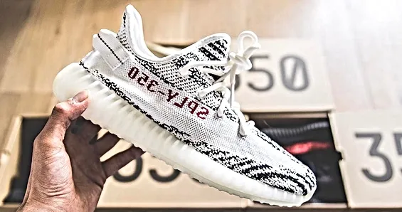 The Best Adidas Yeezy Boost 350 V2s UA Jessie Yeezy V2 Zebras