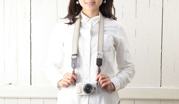 サムネイル： Camera Strap/ Lacebeige