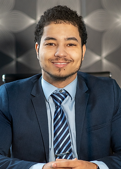 Darnell's Headshot.png