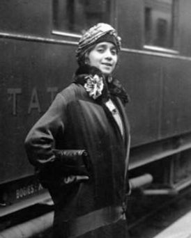 Lillian Evanti (Lillian Evans Tibbs) France in 1926