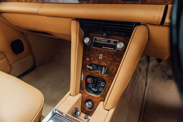 Rolls Royce Silver Shadow | Classic Motorworks Singapore | Singapore's Only Classic & Vintage Car Dealership | Restoration Management | One-Stop Service Provider | Buy Sell Vintage Classic Cars Singapore