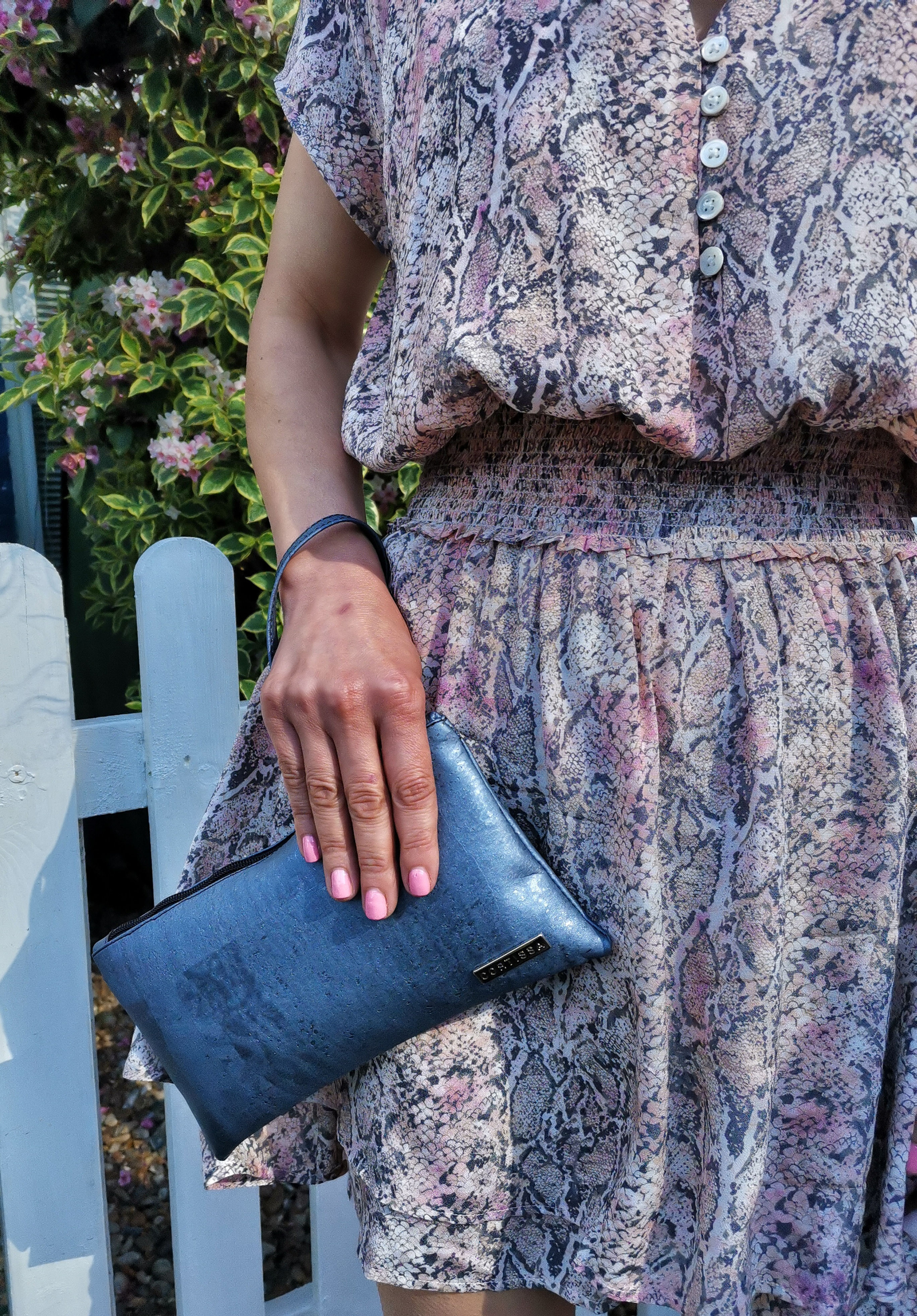 Lulu cork clutch bag - grey metallic