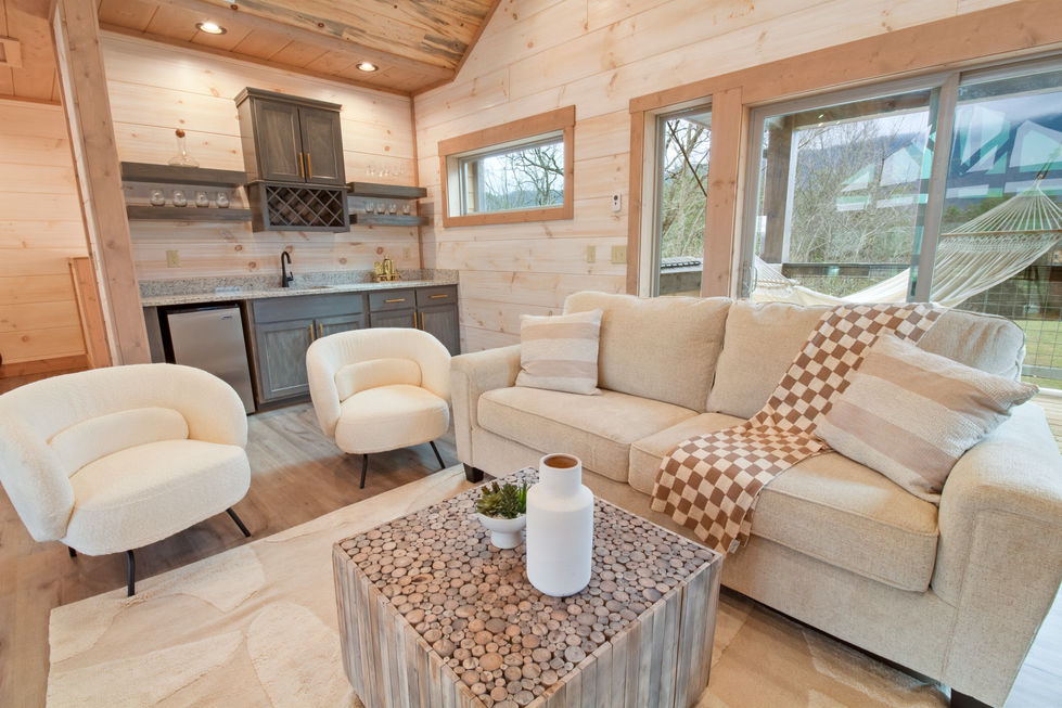 3915 Garden Hill Court-36