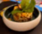 Tartare de saumon au yuzu, avocat et ciboulette