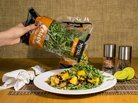 Salada de cenoura, beterraba e couve