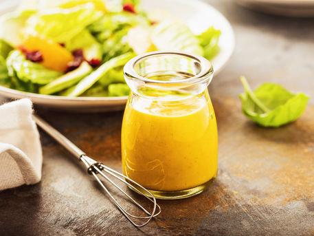 Salada com molho de manga e mel: uma delícia que você precisa experimentar!