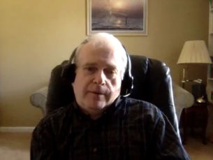 Dean Cummings keeps up passionate teaching style even in the midst of a pandemic