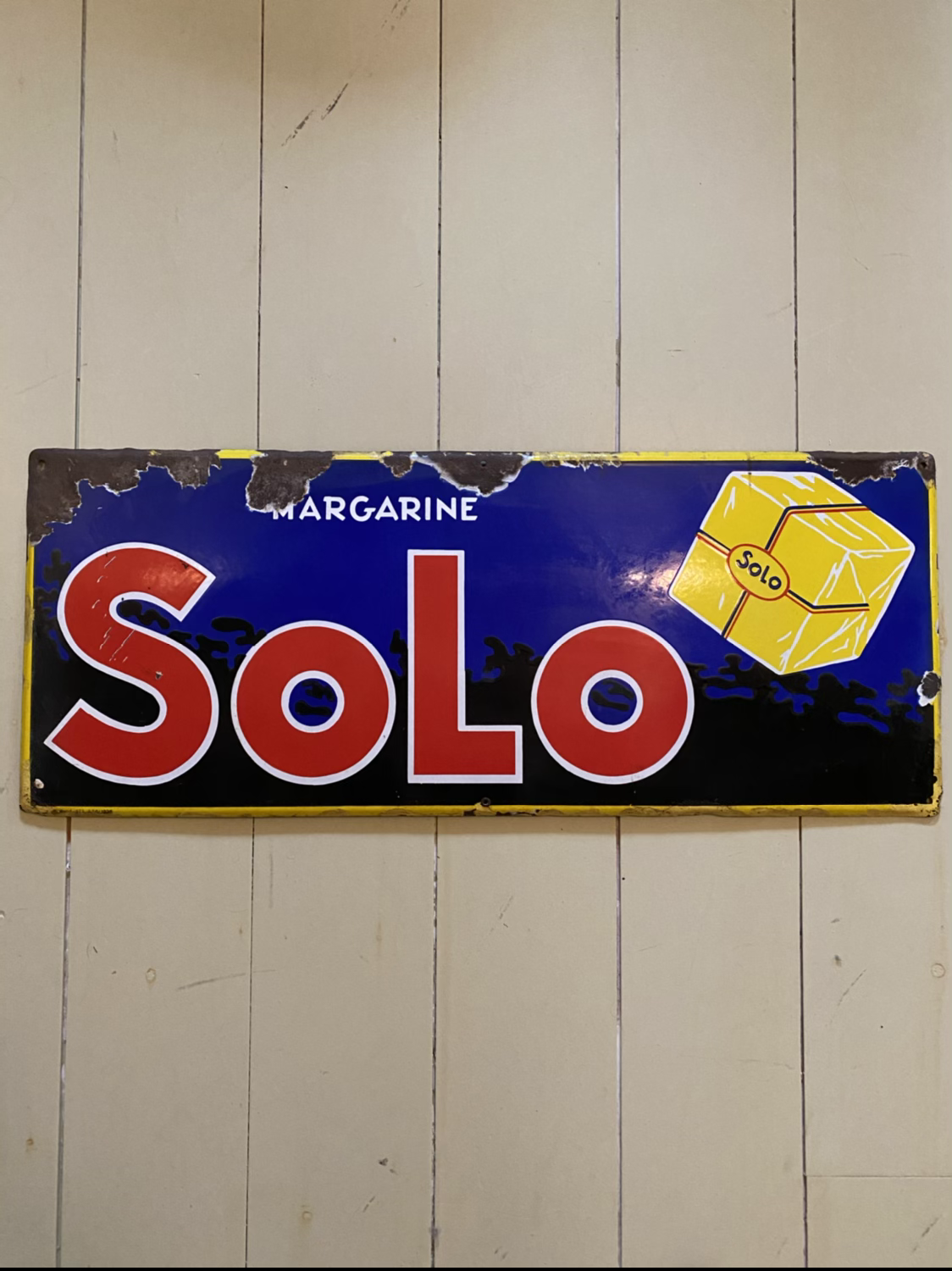 Solo enamel advertising sign