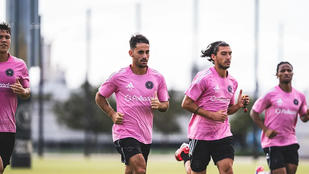 Serene Match Preview: Inter Miami Cf In Action On The Road Against D.c. United Wallpaper for Desktop Serene Match Preview: Inter Miami Cf In Action On The Road Against D.c. United Wallpaper for Desktop