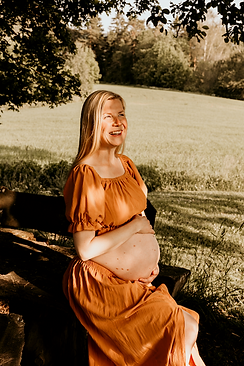 Myriam Marti Fotogra  i Oslo og Lillestrøm - profesjonelle bilder av graviditet, nyfødt, f