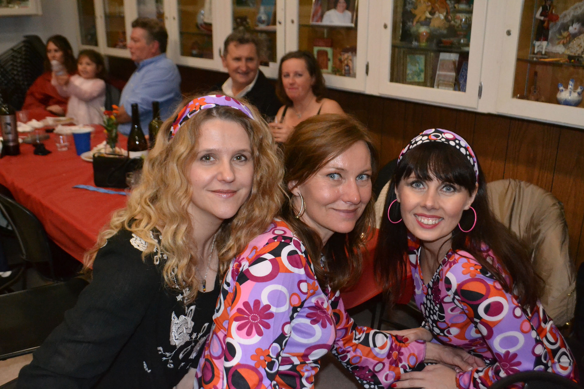 Dancing Queens Daniela, Veronika, Hilda - 1