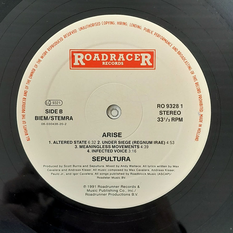 Lado B do vinil do álbum Arise, dos Sepultura.