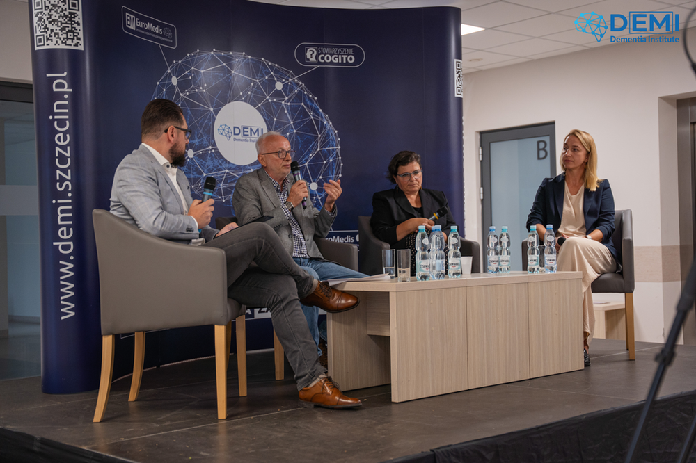 "Life with Dementia – Relationships, Care and Everyday Life" – First Workshops Accompanying the Faces of Dementia 2025 Conference