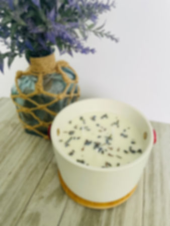 Large Lavender And Lemon 20 oz Candle
