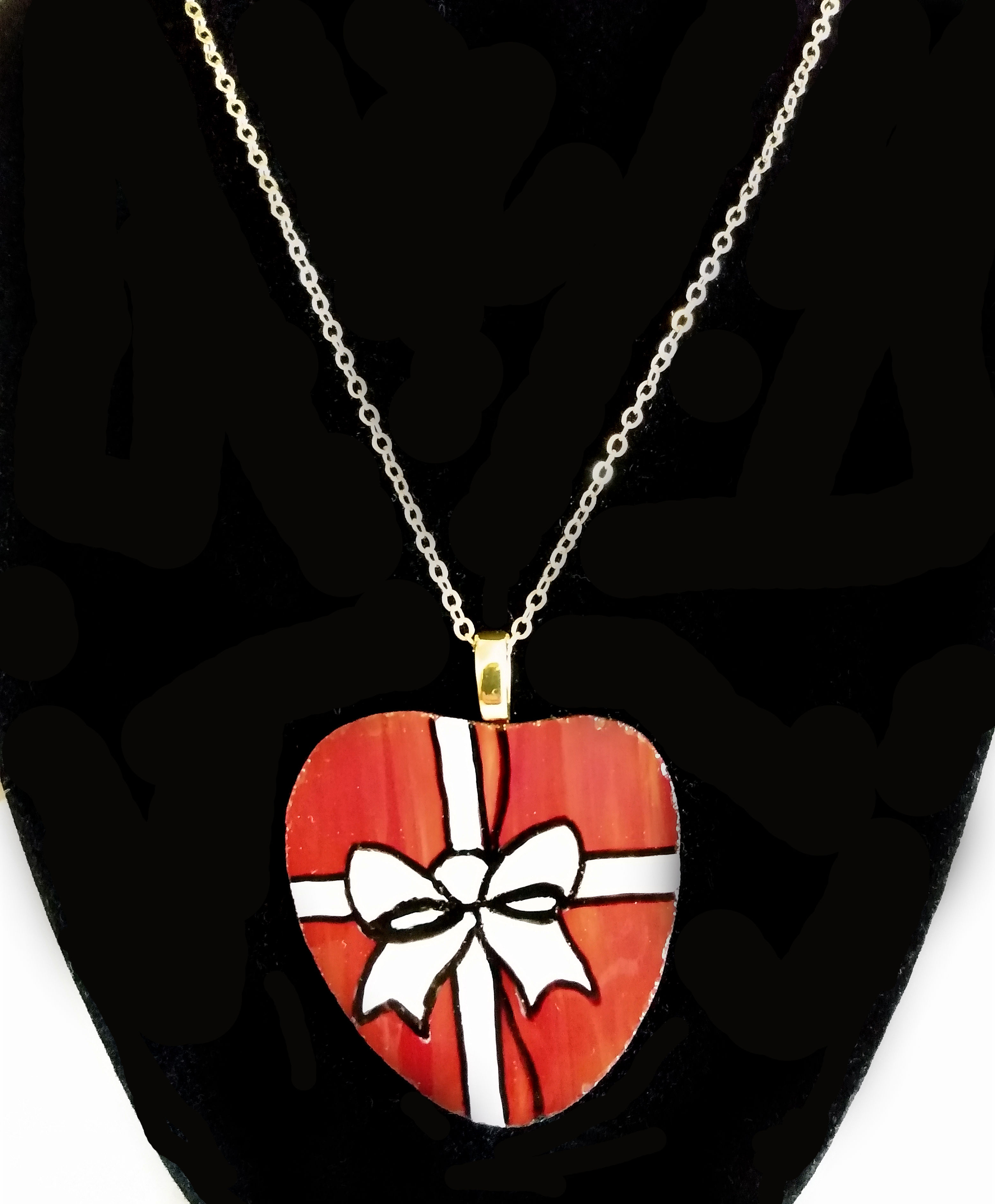 Present Necklace
