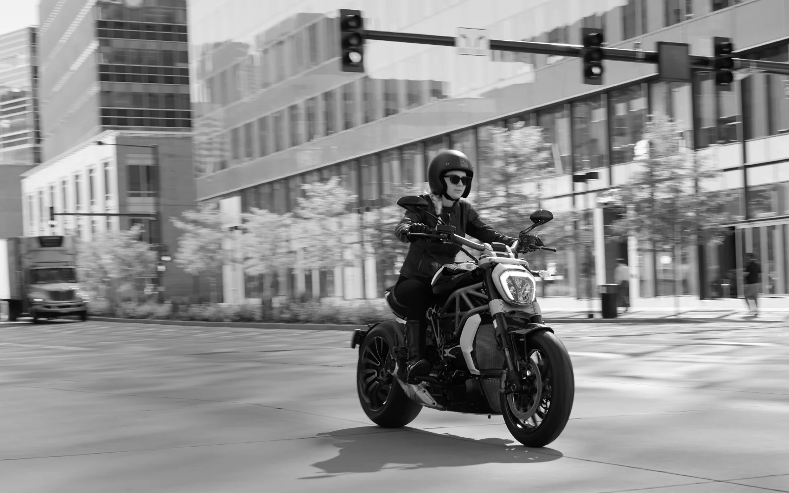 XDIAVEL DARK