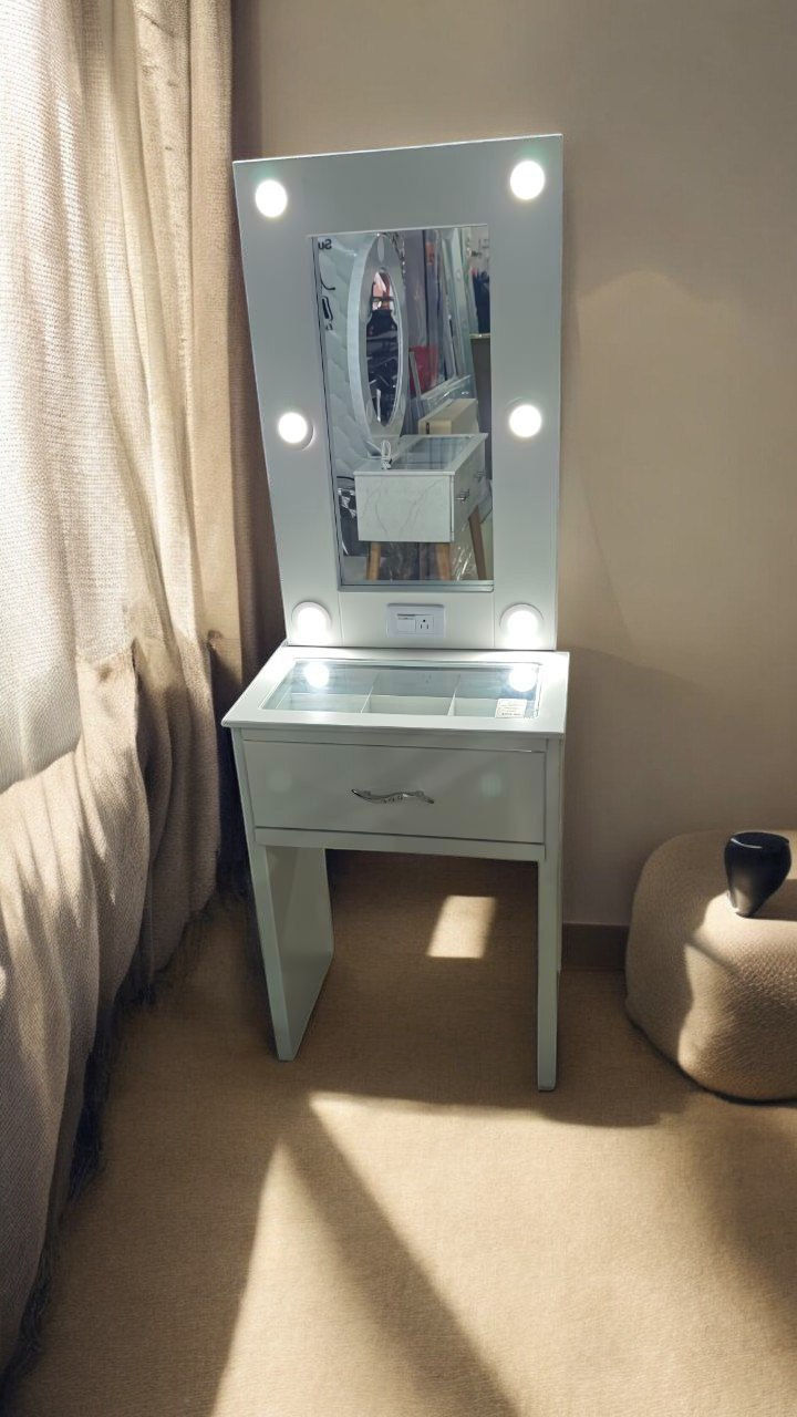 Miniatura: TOCADOR HOLLYWOOD MINI