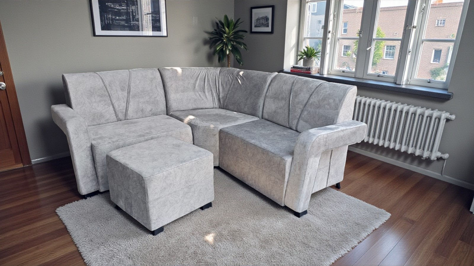 SALA MONACO CON BRAZO