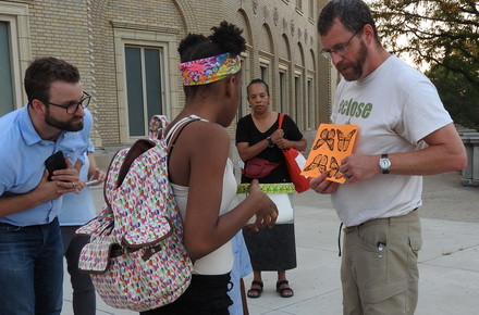 Sean Shaffer describes the differences between male & female butterflies