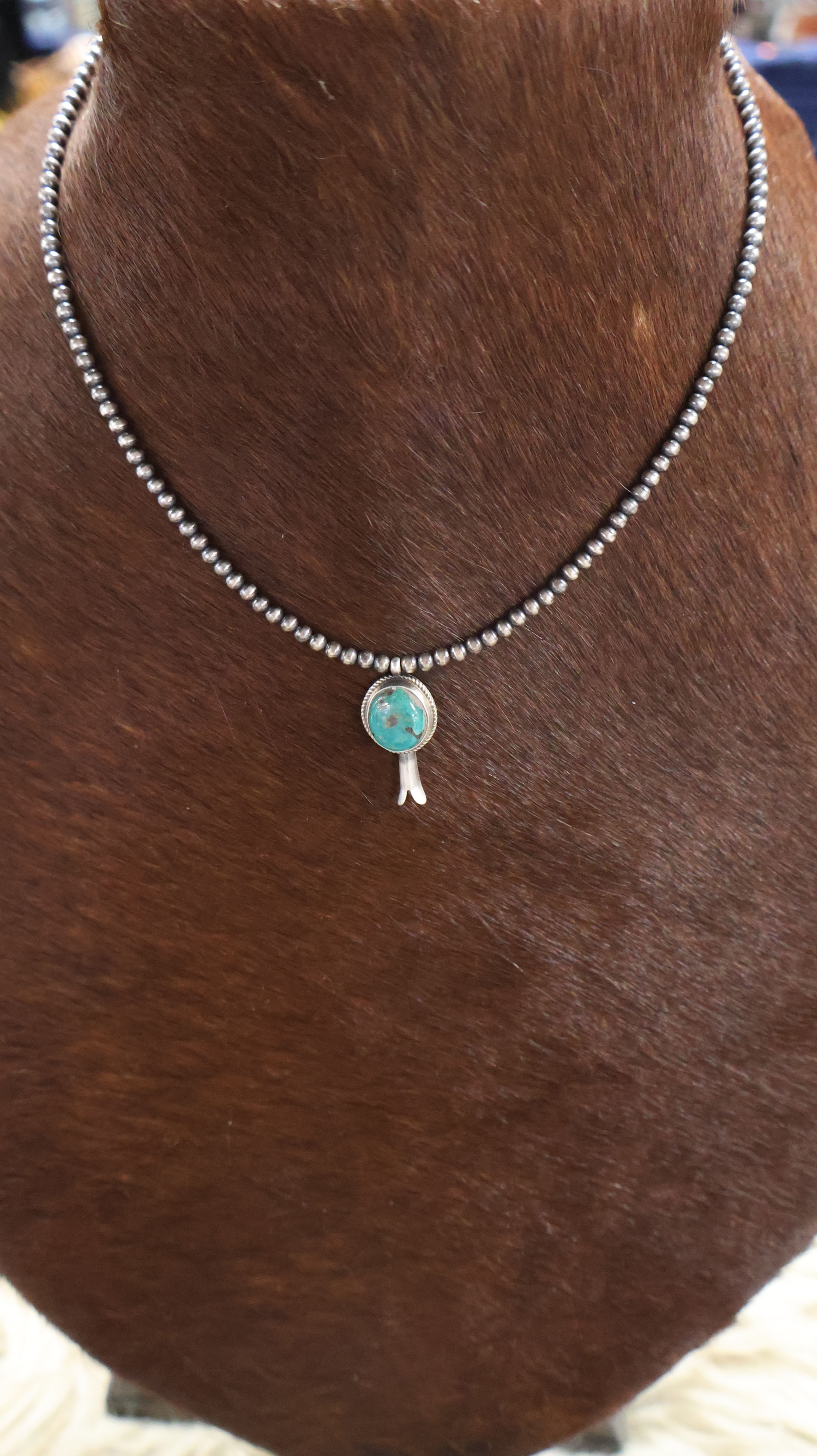 Navajo Pearl Necklace w\ Pendant