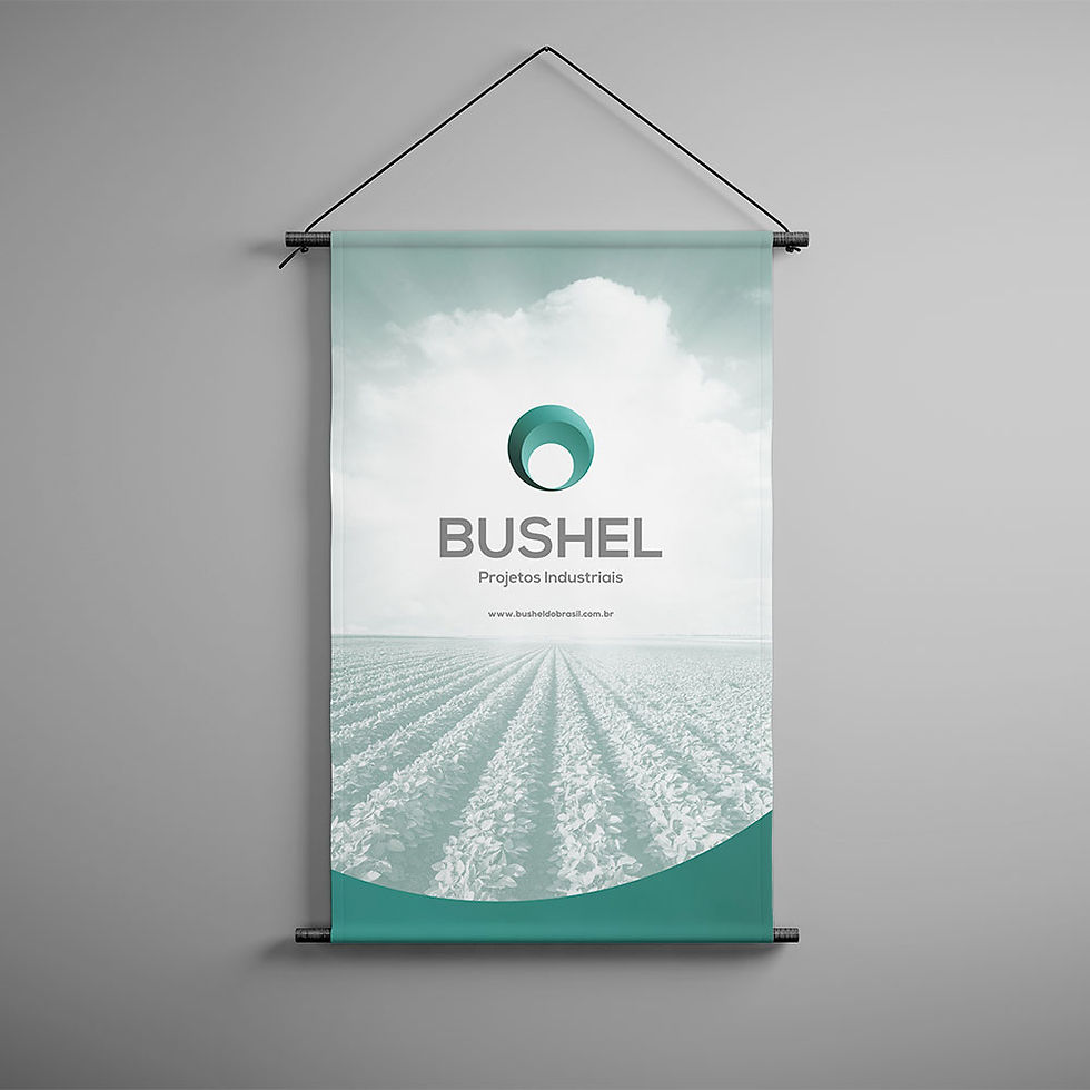 Banner em tons verdes com logo da marca ao centro